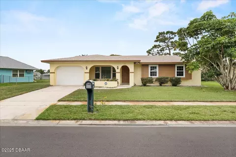 1224 Cromey Rd NE, Palm Bay, FL 32905