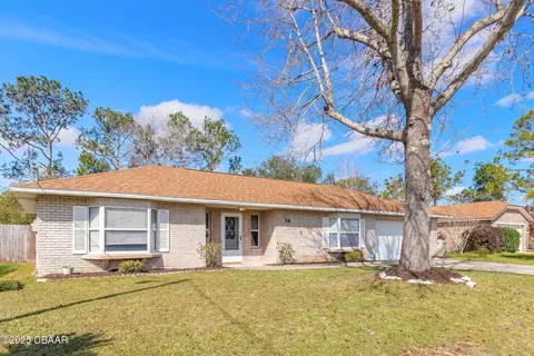 58 Rolling Fern Dr, Palm Coast, FL 32164