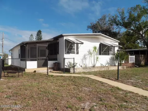 5477 Pineland Ave, Port Orange, FL 32127