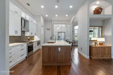 Kitchen - 1066 Hampstead Ln, Ormond Beach, FL 32174 photo 4 of 6