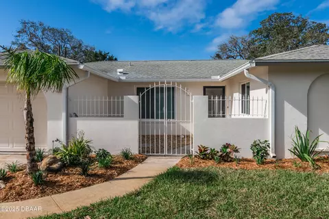 1 Cameo Cir, Ormond Beach, FL 32174 photo 2