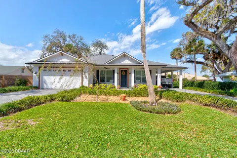 105 Azalea Cir, New Smyrna Beach, FL 32168