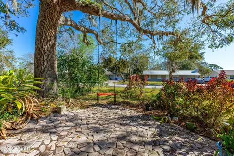 Exterior - 2010 Juniper Dr, Edgewater, FL 32141 photo 2 of 7
