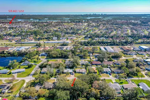 View/Area - 2010 Juniper Dr, Edgewater, FL 32141 photo 2 of 2