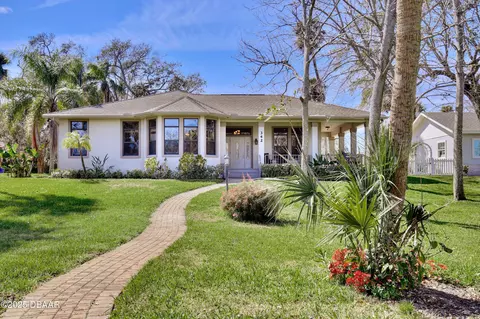 342 N Riverside Dr, Edgewater, FL 32132