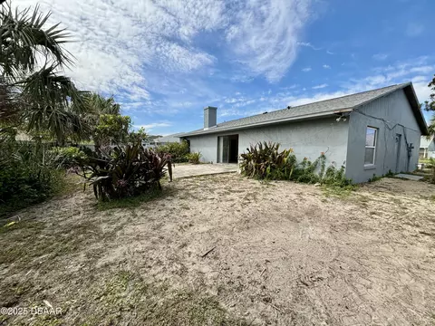 Exterior - 156 Riverwalk Ct, Ormond Beach, FL 32176 photo 3 of 4