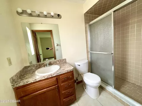Bath - 156 Riverwalk Ct, Ormond Beach, FL 32176 photo 2 of 2