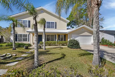1140 Orangewood Ave, Deland, FL 32724