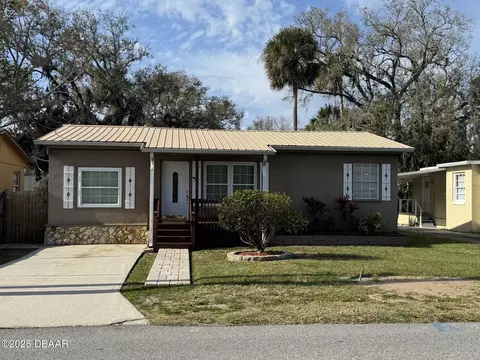 209 Oak St, Port Orange, FL 32127