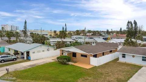 View/Area - 10 Alamanda Dr, Ormond Beach, FL 32176 photo 1 of 11