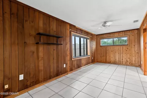 Living - 10 Alamanda Dr, Ormond Beach, FL 32176 photo 5 of 5