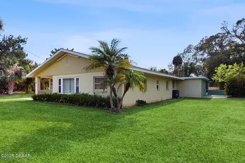 809 Lafayette St, Port Orange, FL 32129