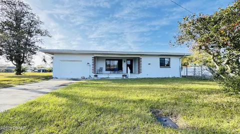 218 Granada St, Holly Hill, FL 32117
