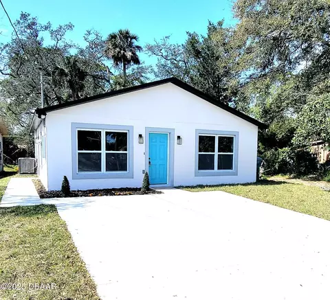 1200 Jarecki Ave, Daytona Beach, FL 32117