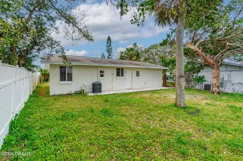 Exterior - 59 Alamanda Dr, Ormond Beach, FL 32176 photo 2 of 5