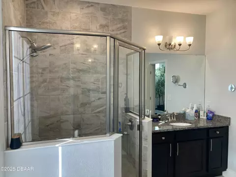 Bath - 3079 Silvermines Ave, Ormond Beach, FL 32174 photo 3 of 11