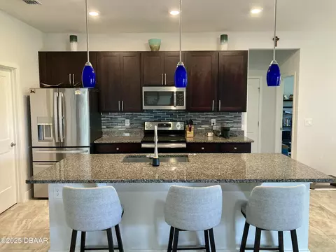 Kitchen - 3079 Silvermines Ave, Ormond Beach, FL 32174 photo 5 of 15