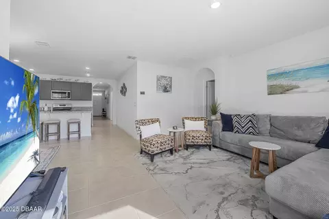 Living - 154 Sunset Point Dr, Ormond Beach, FL 32174 photo 1 of 1