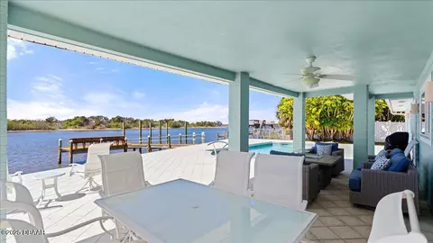 Exterior - 3124 John Anderson Dr, Ormond Beach, FL 32176 photo 4 of 12