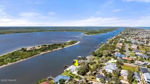 View/Area - 3124 John Anderson Dr, Ormond Beach, FL 32176 photo 1 of 11