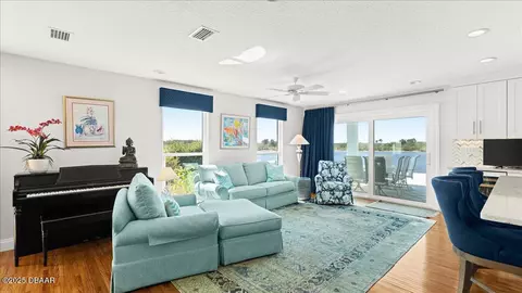 Living - 3124 John Anderson Dr, Ormond Beach, FL 32176 photo 4 of 6