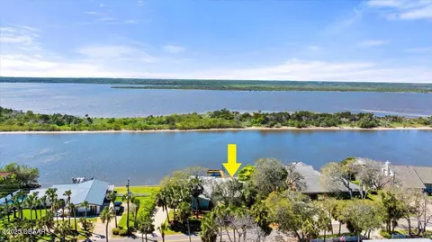 View/Area - 3124 John Anderson Dr, Ormond Beach, FL 32176 photo 6 of 11