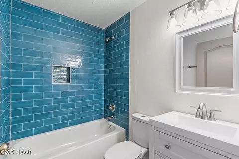 Bath - 25 Reflections Village Dr, Ormond Beach, FL 32174 photo 1 of 8