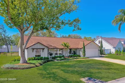 Exterior - 1314 Oak Forest Dr, Ormond Beach, FL 32174 photo 2 of 7