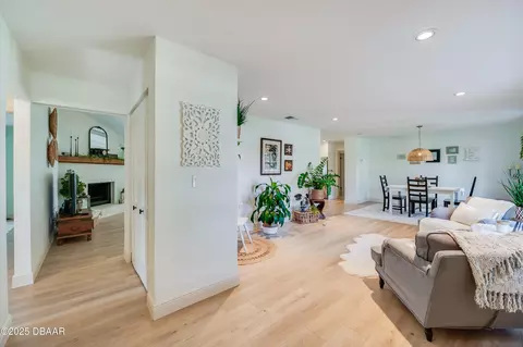 Entry Way - 1314 Oak Forest Dr, Ormond Beach, FL 32174 photo 1 of 1