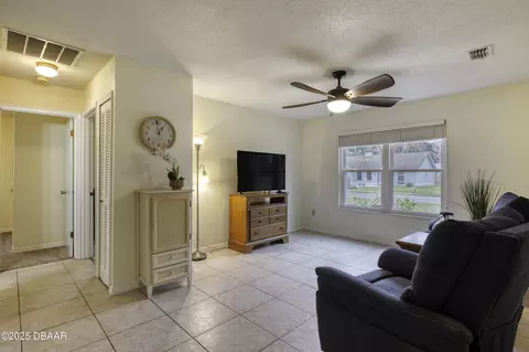 794 Victoria Cir E, Ormond Beach, FL 32174 photo 22