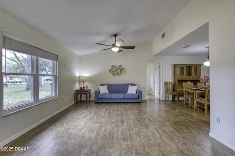 794 Victoria Cir E, Ormond Beach, FL 32174 photo 9