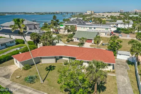 3750 Cardinal Blvd, Daytona Beach, FL 32118