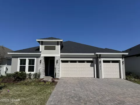 2013 Divot Dr, Daytona Beach, FL 32124