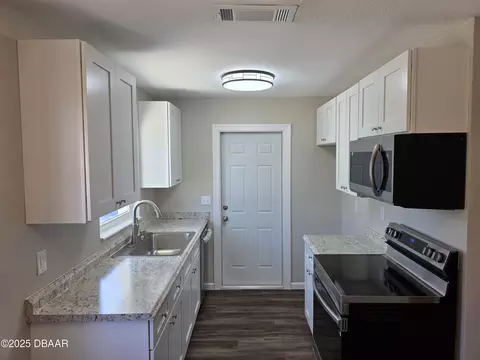 1909 Nelson Ave, Ormond Beach, FL 32174 photo 4