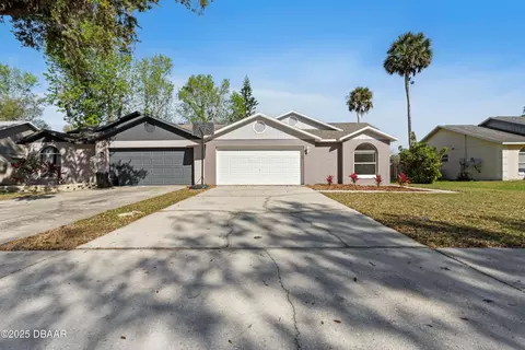 823 Kokomo Cir, Port Orange, FL 32127