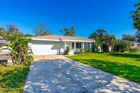 83 Kenilworth Ave, Ormond Beach, FL 32174