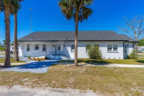 700 Daytona Ave, Daytona Beach, FL 32117