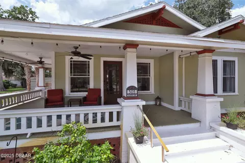 303 Washington St, New Smyrna Beach, FL 32168