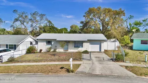 1304 Par Ave, Ormond Beach, FL 32174 photo 6