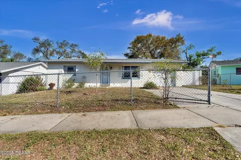 1304 Par Ave, Ormond Beach, FL 32174 photo 7