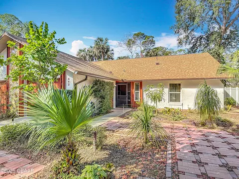 842 Stonybrook Cir, Port Orange, FL 32127