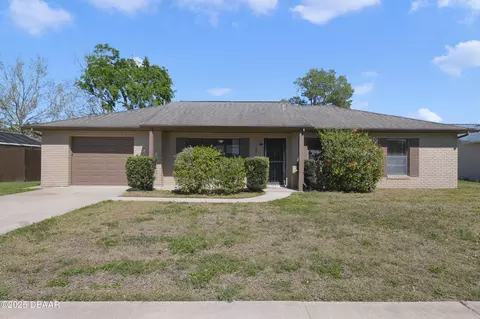 1221 Ruthbern Rd, Daytona Beach, FL 32114