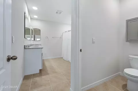 Entry Way - 1314 Middle Lake Dr, Ormond Beach, FL 32174 photo 5 of 5