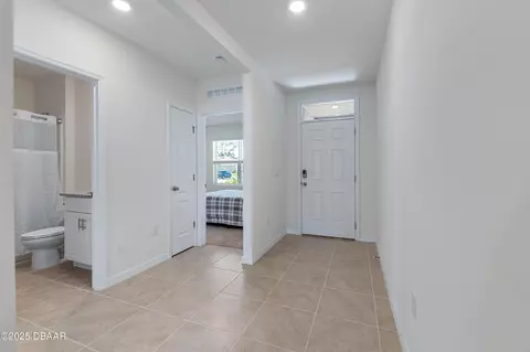 Entry Way - 1314 Middle Lake Dr, Ormond Beach, FL 32174 photo 1 of 5