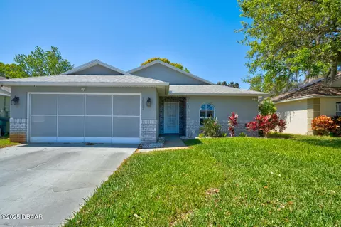 3815 Grove View Ln, Port Orange, FL 32129