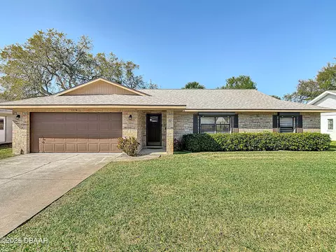 1174 Peachtree Rd, Daytona Beach, FL 32114