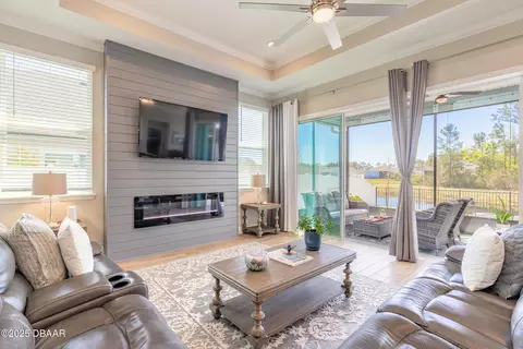 Living - 299 Granite Ave, Saint Augustine, FL 32086 photo 6 of 8