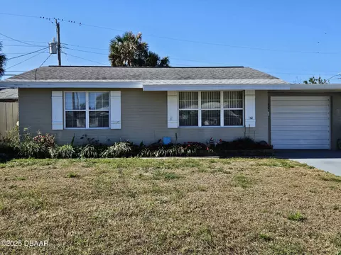 37 River Shore Dr, Ormond Beach, FL 32176 photo 1