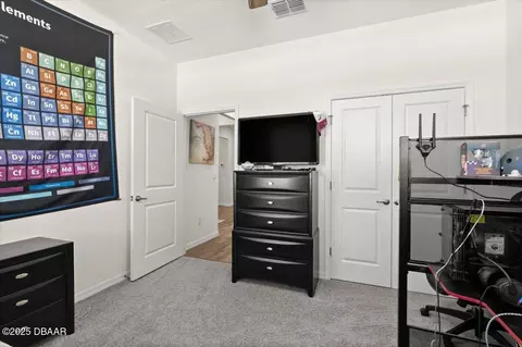 Bedroom - 322 E Merimont Ln, Ormond Beach, FL 32174 photo 4 of 6