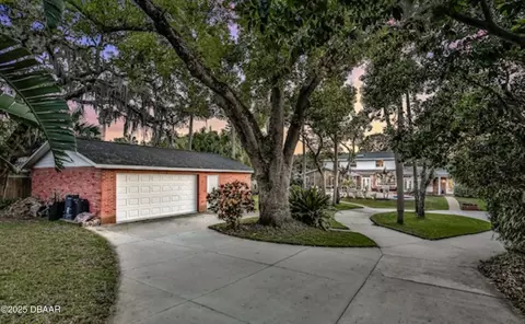 115 John Anderson Dr, Ormond Beach, FL 32176 photo 2